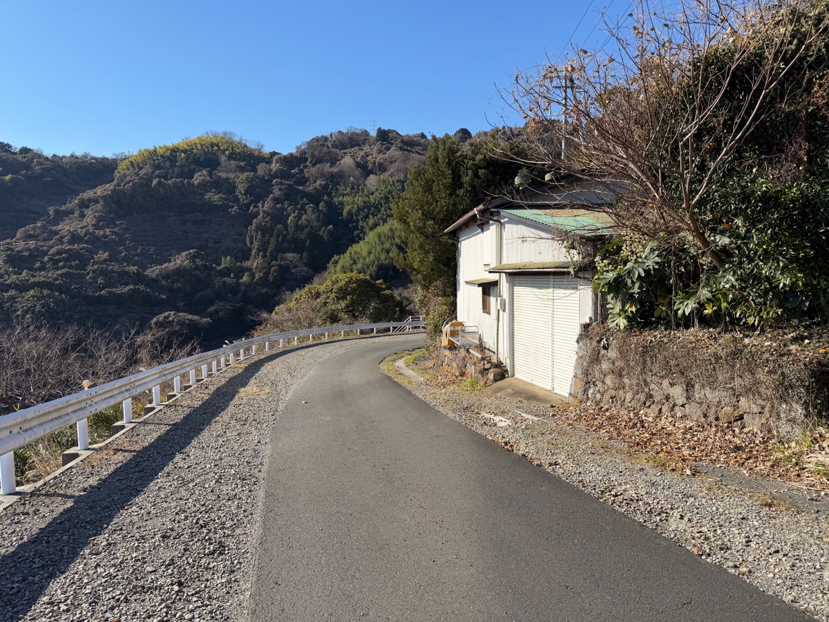 ピッコロ柑橘園（作業小屋）